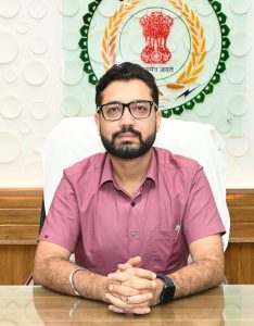 collecter Vinay kumar langeh