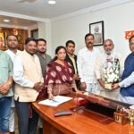 मुख्यमंत्री श्री विष्णु देव साय से जिला साहू संघ के प्रतिनिधिमंडल की सौजन्य मुलाकात