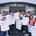 माननीय विधायक श्री अमर अग्रवाल जी द्वारा शिक्षक फेडरेशन का वार्षिक कैलेंडर का विमोचन किया गया! 