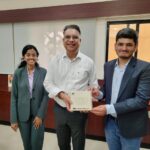 समाज कल्याण सचिव श्री भुवनेश यादव से मिले युवा इनोवेटर रवि किरण; दिव्यांगजनों के सशक्तिकरण के लिए पेश की ‘Navinaut’ और ‘SignX’ तकनीक