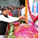 मुख्यमंत्री श्री विष्णु देव साय ने स्व. श्री भुलऊ प्रसाद कौशिक को दी भावभीनी श्रद्धांजलि