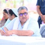 जनदर्शन में मंत्री राजेश अग्रवाल ने सुनी ग्रामीणों की समस्याएं, ग्राम हरिहरपुर में जनता से सीधा संवाद, त्वरित निराकरण के लिए अधिकारियों को दिए निर्देश….