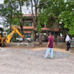 सेजबहार फेस-1 कॉलोनी की भूमि से गृह निर्माण एवं अधोसंरचना विकास मंडल ने हटाया अतिक्रमण।     वर्ष 2006 में आवासीय परियोजना हेतु आबंटित भूमि पर निजी बिल्डर द्वारा किया जा रहा था अवैध निर्माण।