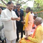 ’ज्ञान भारतम् अभियान के अंतर्गत बड़े कनेरा में मिलीं 150 वर्ष पुरानी दुर्लभ पांडुलिपियां’, ’मुख्यमंत्री विष्णु देव साय ने किया अवलोकन, कहा – प्राचीन ज्ञान परंपरा हमारी सांस्कृतिक अस्मिता की अमूल्य धरोहर’…..